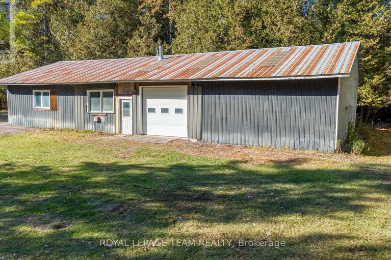 29056682/1674-burnt-lands-road/huntley-ward-north-west/ottawa/ontario/K0A1L0_29