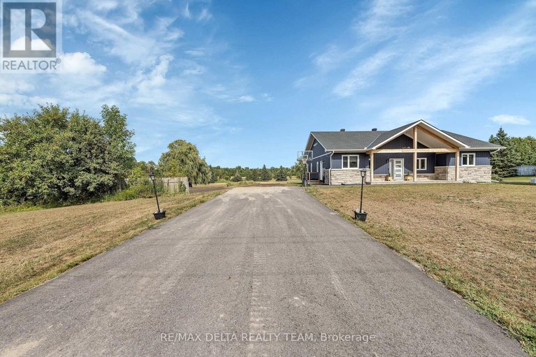 28754797/4645-mcneely-rd-road/sarsfieldbearbrook/ottawa/ontario/K4B1J1_3