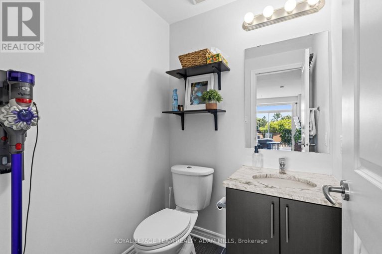 28652472/408-429-kent-street/ottawa-centre/ottawa/ontario/K2P1B5_28