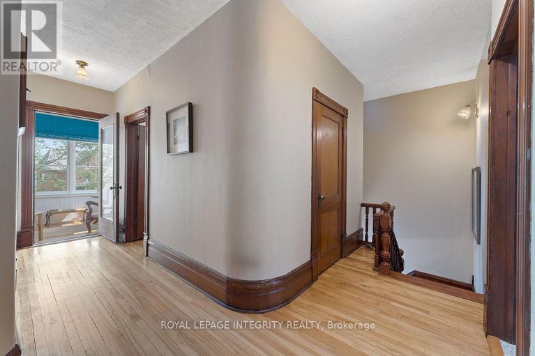 28694404/72-lakeshore-drive/morrisburg/south-dundas/ontario/K0C1X0_13