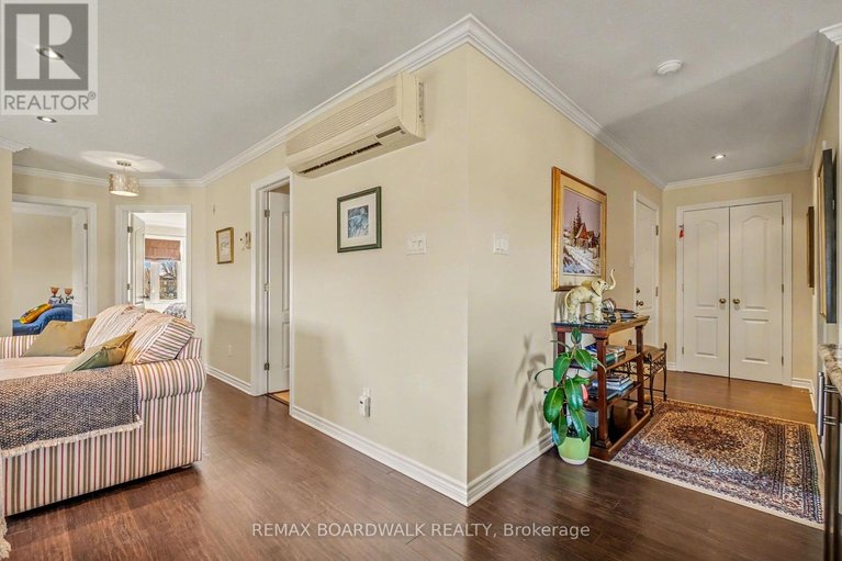 29518685/unit-204-32-de-la-croisee-street/embrun/russell/ontario/K0A1W0_17