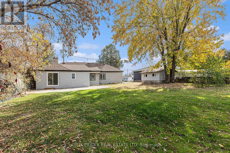 29000784/203-adelaide-street/almonte/mississippi-mills/ontario/K0A1A0_32