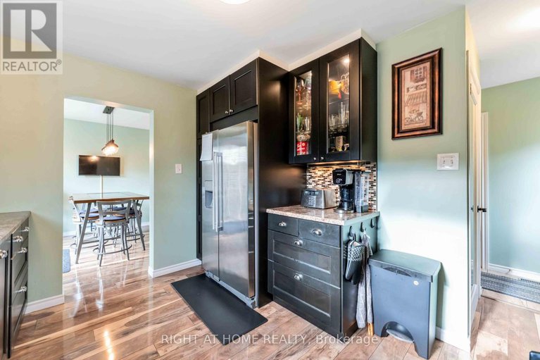 28817955/8-stable-way/bridlewood/ottawa/ontario/K2M1A6_9