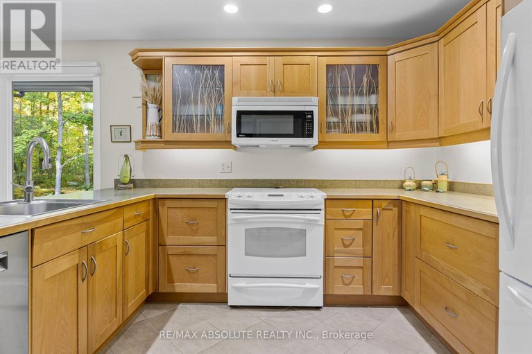 28912451/109-pineridge-road/carp/ottawa/ontario/K0A1L0_18