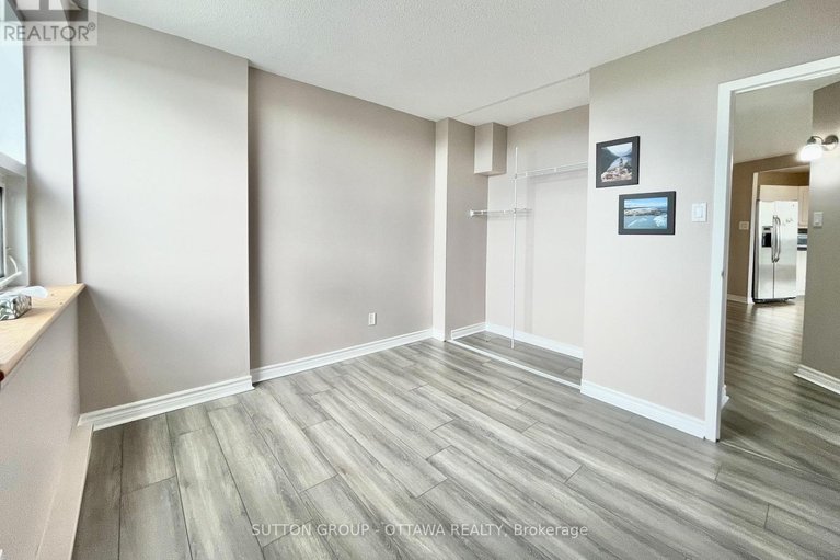 28607258/1908-900-dynes-road/carleton-square/ottawa/ontario/K2C3L6_13