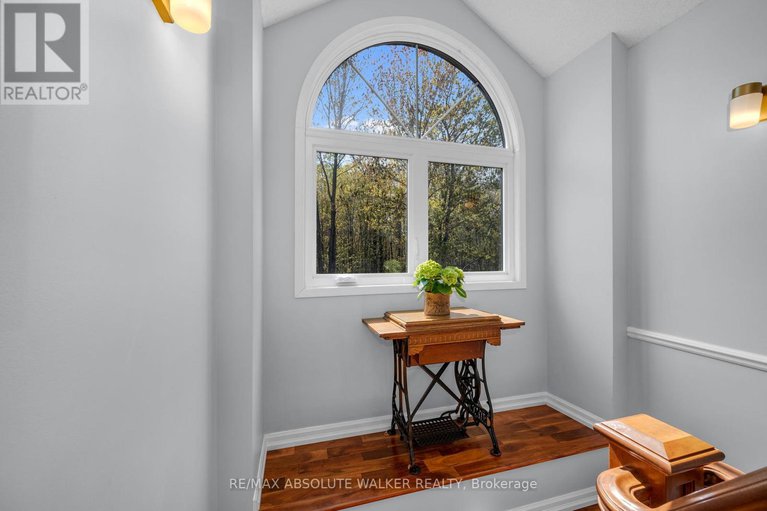 28341940/1901-montereau-avenue/chapel-hill/ottawa/ontario/K1C5W9_16