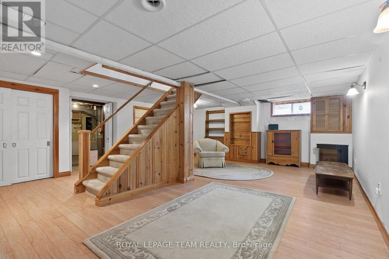 28819886/95-coburn-avenue/glencairnhazeldean/ottawa/ontario/K2L1G4_27