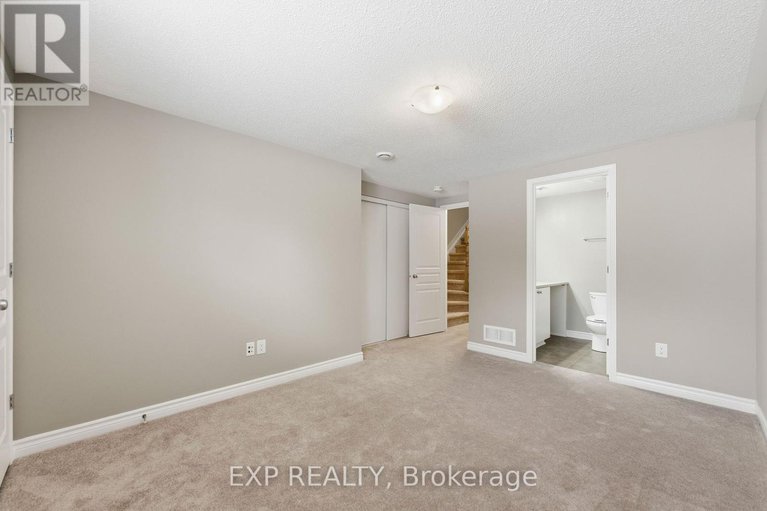 29328138/634-danaca-private/carson-meadows/ottawa/ontario/K1K2V7_20