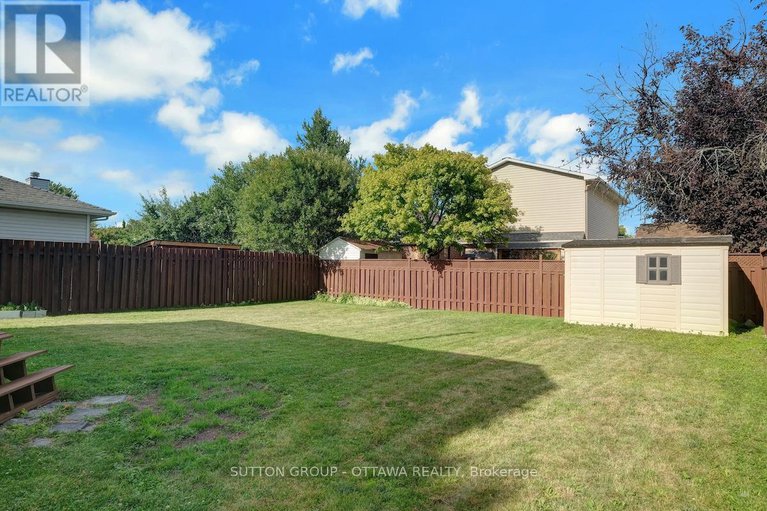28649208/1677-bottriell-way-n/fallingbrookpineridge/ottawa/ontario/K4A1W1_46