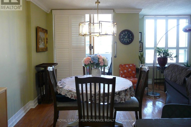 28726719/404-200-lafontaine-avenue/vanier/ottawa/ontario/K1L8K8_6