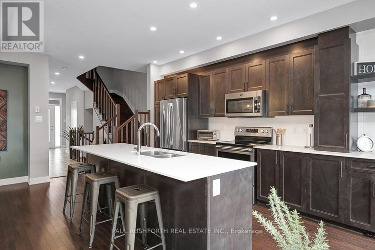 29138542/333-joshua-street/mer-bleuebradley-estatesanderson-park/ottawa/ontario/K1W0N7_12