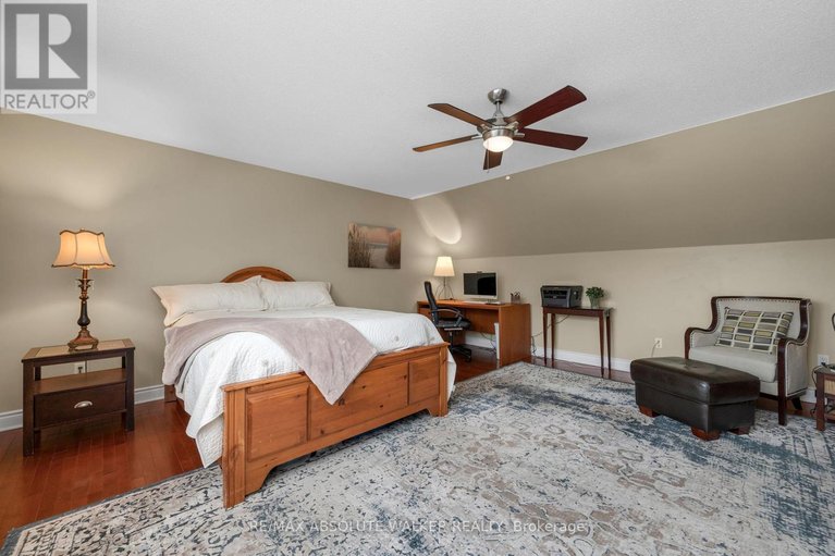 29487630/8134-adam-baker-way/osgoode-twp-north-of-reg-rd-6/ottawa/ontario/K0A2P0_28