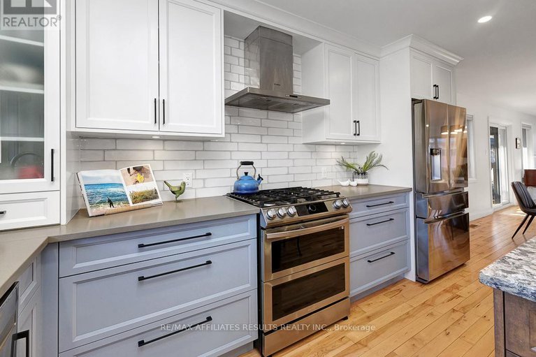 28386152/23-tunis-avenue/carlington/ottawa/ontario/K1Z7R6_19