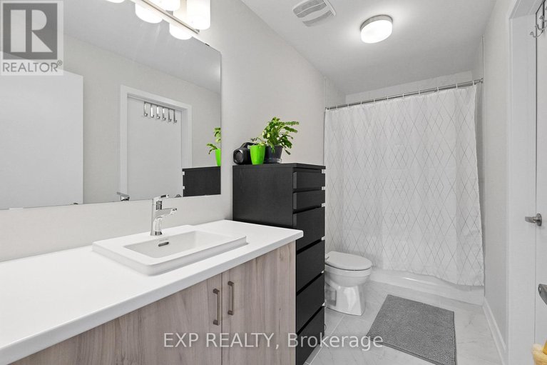 28611838/6323-perth-street/btwn-franktown-rd-fallowfield-rd/ottawa/ontario/K0A2Z0_38