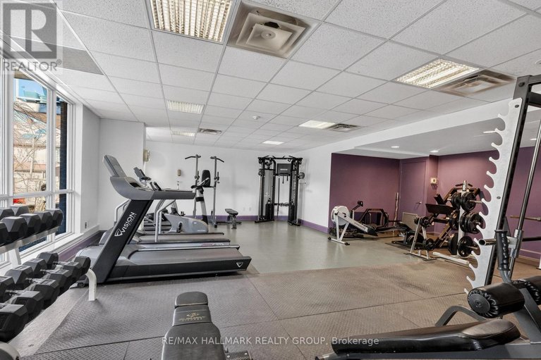 29682835/1401-134-york-street/lower-townbyward-market/ottawa/ontario/K1N1K8_42