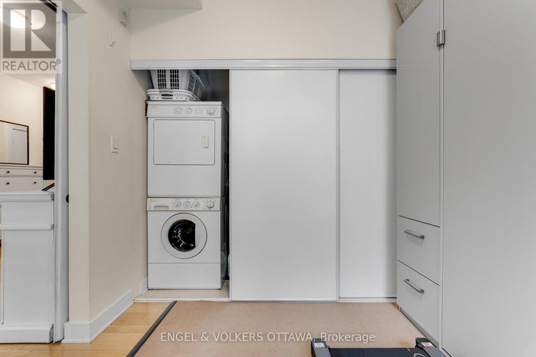 29426650/104-360-cumberland-street/lower-townbyward-market/ottawa/ontario/K1N0B1_28