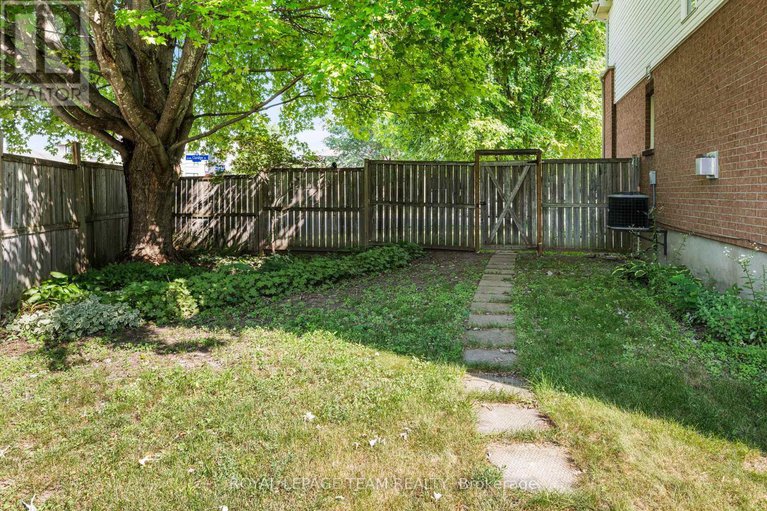 28620820/156-claridge-drive/longfields/ottawa/ontario/K2J5G9_35