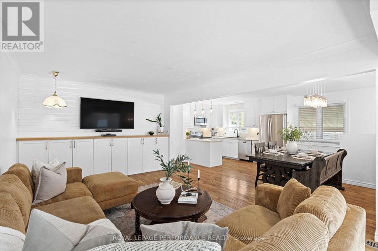 28965261/2219-audrey-avenue/hawthorne-meadows/ottawa/ontario/K1G1L3_5