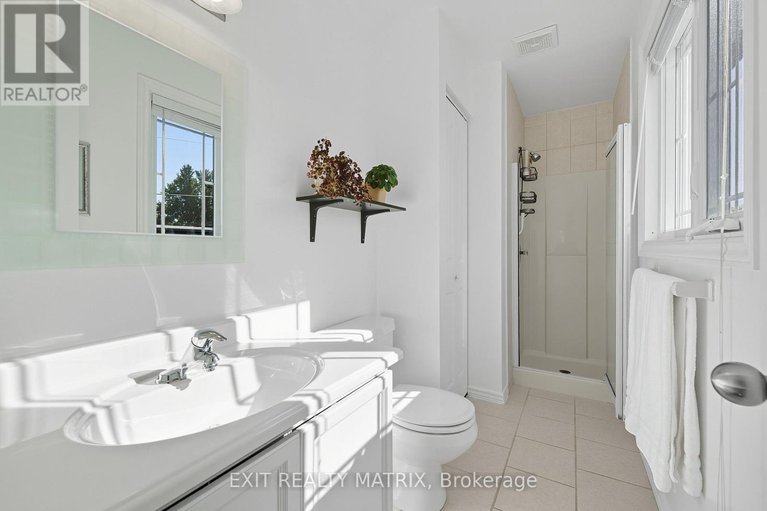 29256598/159-dunlop-crescent/village-of-russell/russell/ontario/K4R1B3_23