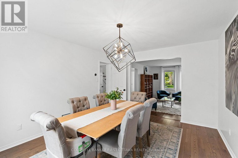 28427469/2722-wyldewood-street/emerald-woodssawmill-creek/ottawa/ontario/K1T2R9_11