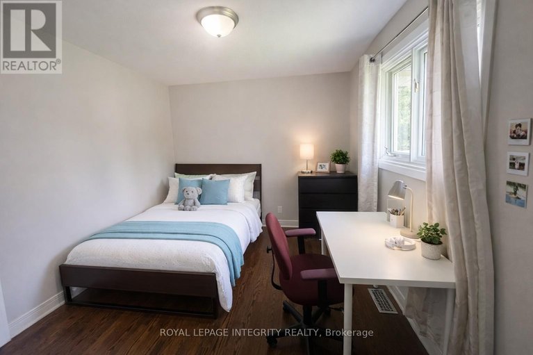 29579182/1152-tawney-road/hawthorne-meadows/ottawa/ontario/K1G1B6_19