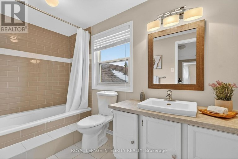 29488935/6020-vineyard-drive/convent-glen/ottawa/ontario/K1C2M5_21