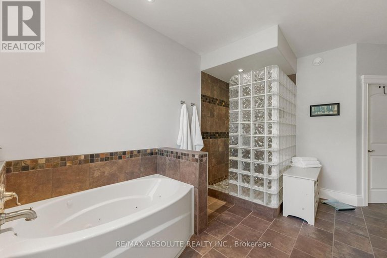 28563037/37-fairhaven-place/mcnabbraeside-twps/mcnabbraeside/ontario/K7S0B7_24