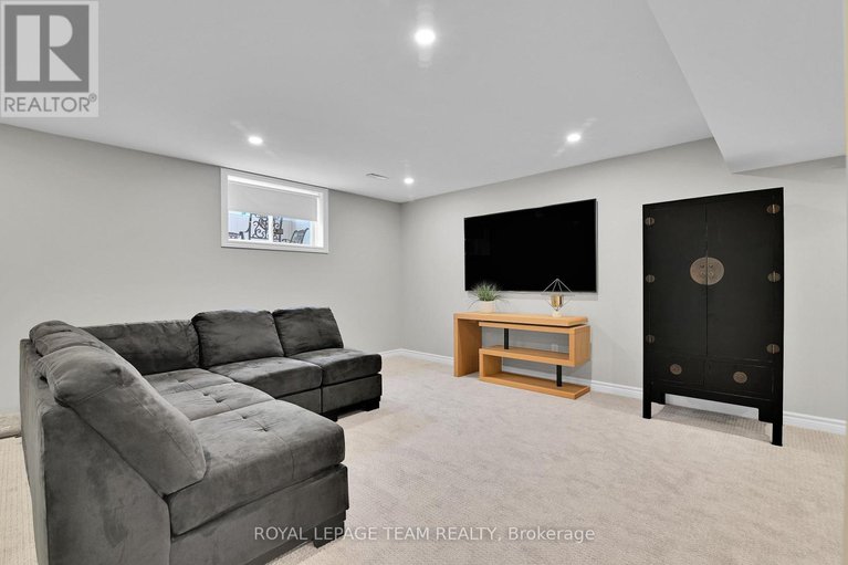 29061486/743-brian-good-avenue/riverside-southgloucester-glen/ottawa/ontario/K4M0E3_36