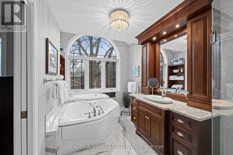 29626257/19-kimmins-court/beaverbrook/ottawa/ontario/K2K2M4_22