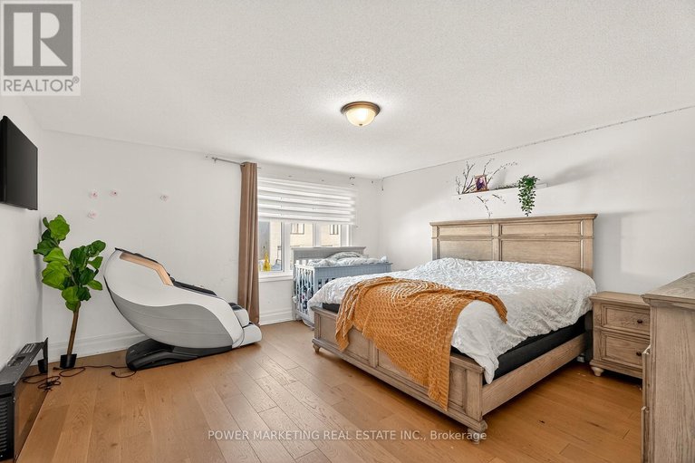 29057500/657-657-clearbrook-drive-n/strandherd/ottawa/ontario/K2J5S1_25