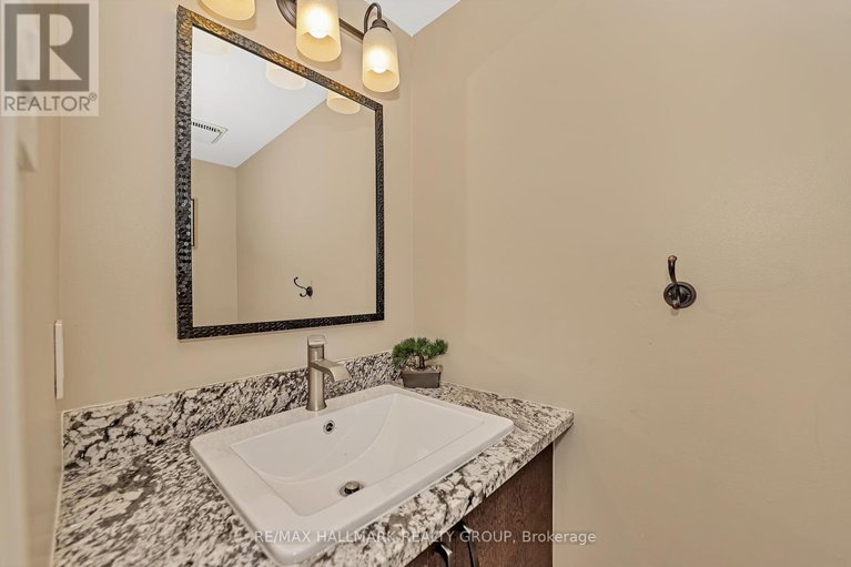 28721094/16-hawley-crescent/bridlewood/ottawa/ontario/K2M1T3_13