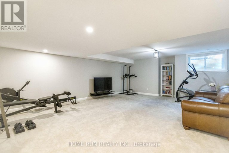 28910385/82-michael-stoqua-street/cfb-rockcliffe-and-area/ottawa/ontario/K1K5A2_36