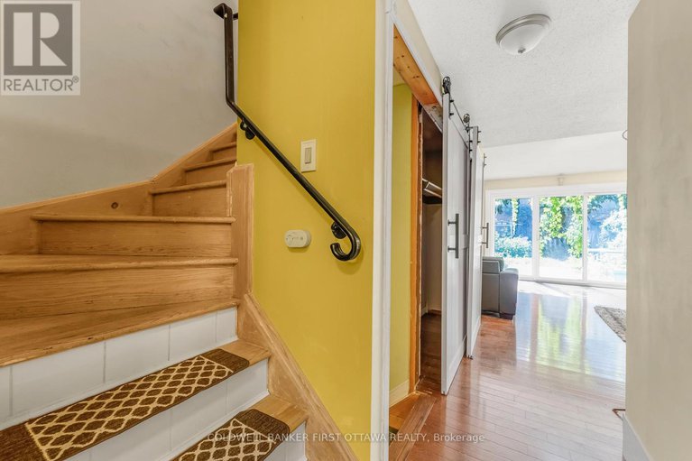 28744681/22-monterey-drive/leslie-park/ottawa/ontario/K2H7A6_2