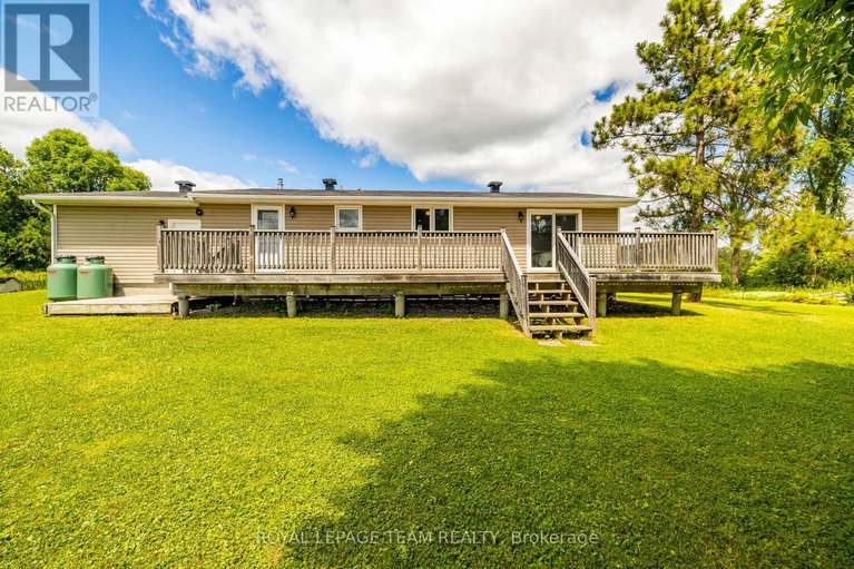 28642297/1234-kinburn-side-road/dunrobin/ottawa/ontario/K0A3M0_39
