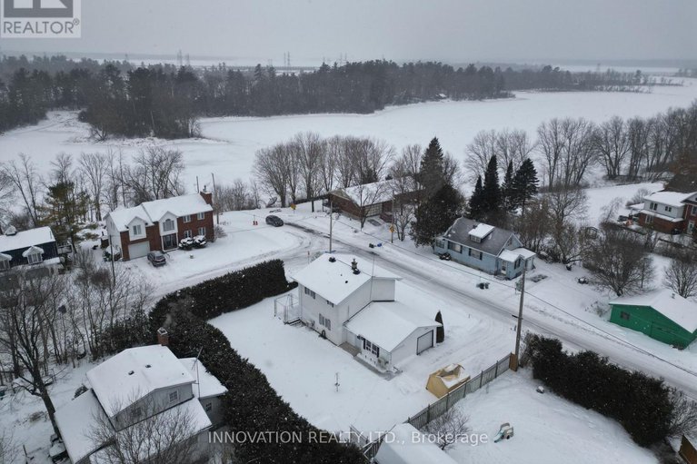 29218355/108-crossland-drive/fitzroy/ottawa/ontario/K0A1X0_9