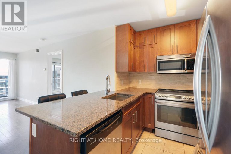 28769026/2802-242-rideau-street/sandy-hill/ottawa/ontario/K1N0B7_23