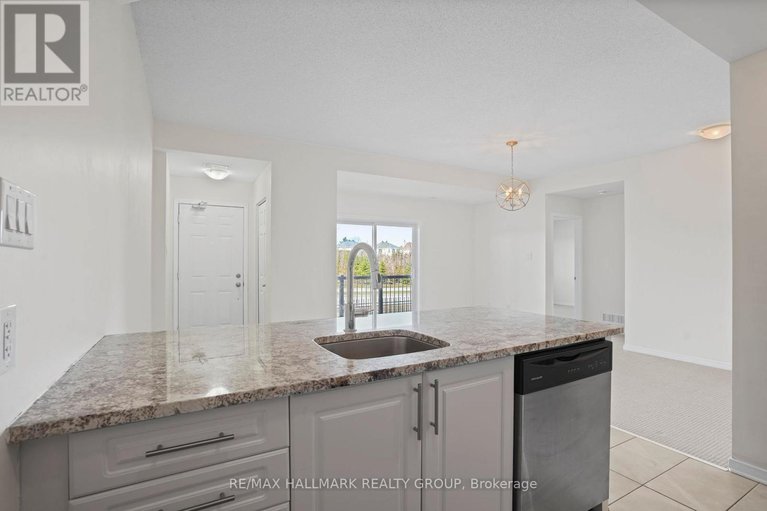 29648619/42-sternes-private/springridgeeast-village/ottawa/ontario/K4A0X8_10