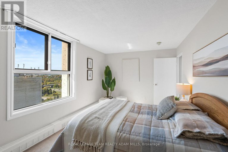 29053300/1707-1785-frobisher-lane/riverview-park/ottawa/ontario/K1G3T7_25