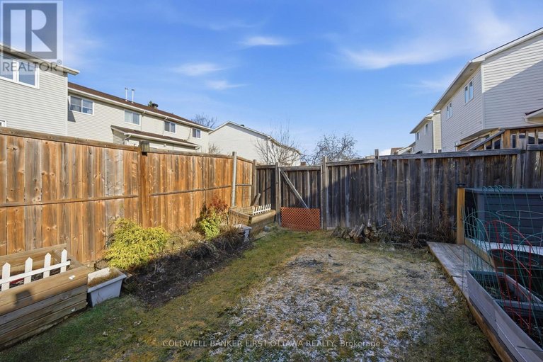 29644136/1902-hennessy-crescent/fallingbrookgardenway-south/ottawa/ontario/K4A3X7_36