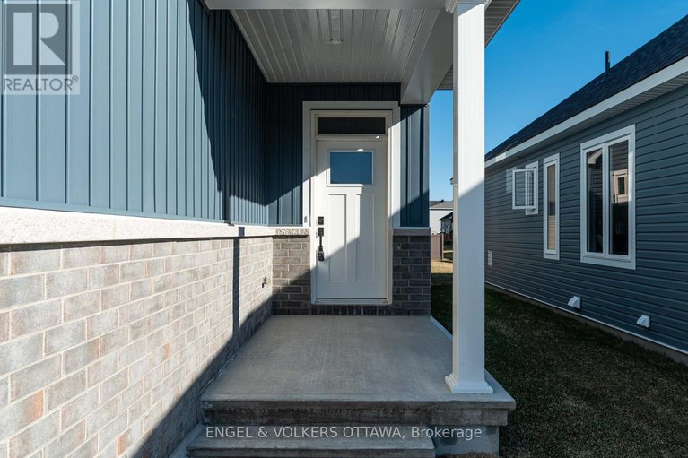28591780/683-fisher-street/north-grenville-twp-kemptville-south/north-grenville/ontario/K0G1J0_3