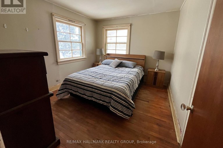 29182655/2821-haughton-avenue/britannia/ottawa/ontario/K2B6Z2_9