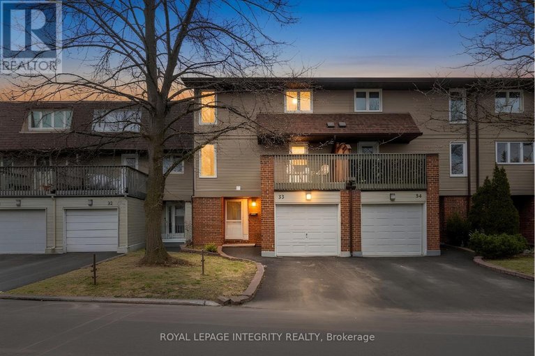29681882/33-3205-uplands-drive/hunt-club-woods/ottawa/ontario/K1V9T3_1