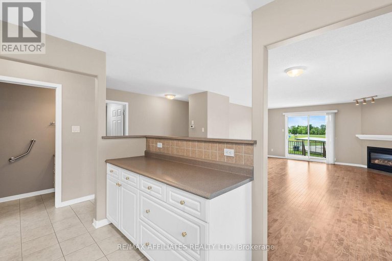 29107287/54-dr-gordon-crescent/kemptville/north-grenville/ontario/K0G1J0_4