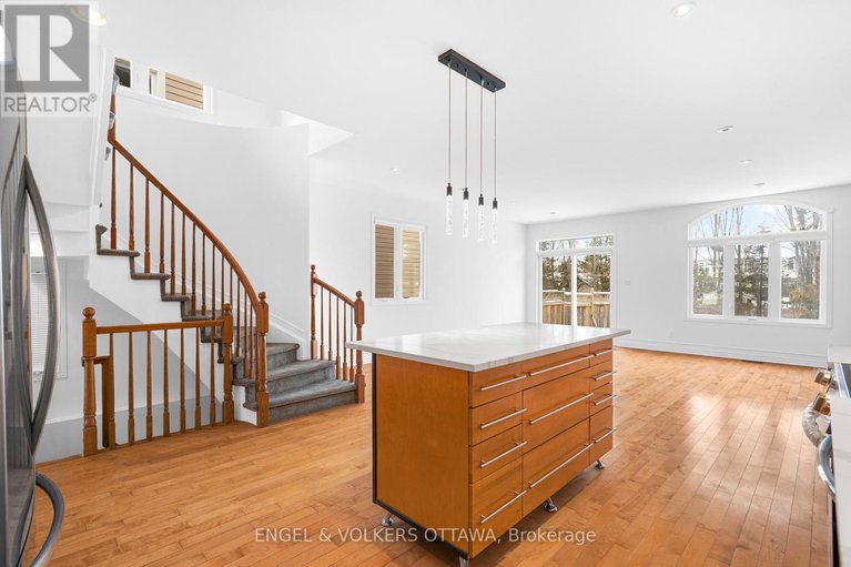 29344132/318-parkin-circle/blossom-parkkemp-parkfindlay-creek/ottawa/ontario/K1T4G6_19