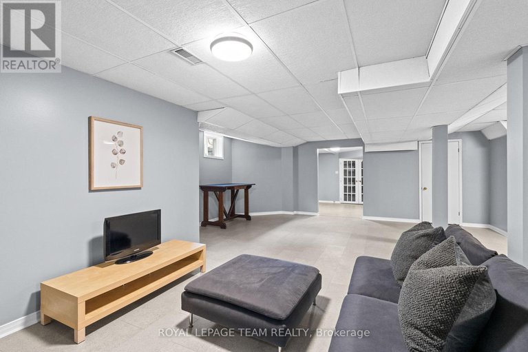 28734411/10-weldale-drive/rural-kanata-central/ottawa/ontario/K2W1A9_40