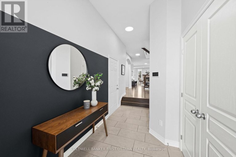 29624464/206-ancaster-avenue/woodroffe/ottawa/ontario/K2B5B3_4