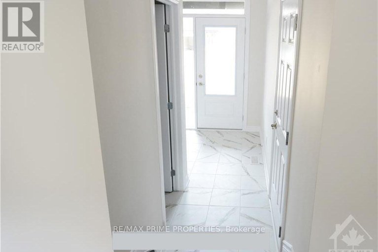 29440012/637-fisher-street/north-grenville-twp-kemptville-south/north-grenville/ontario/K0G1J0_2