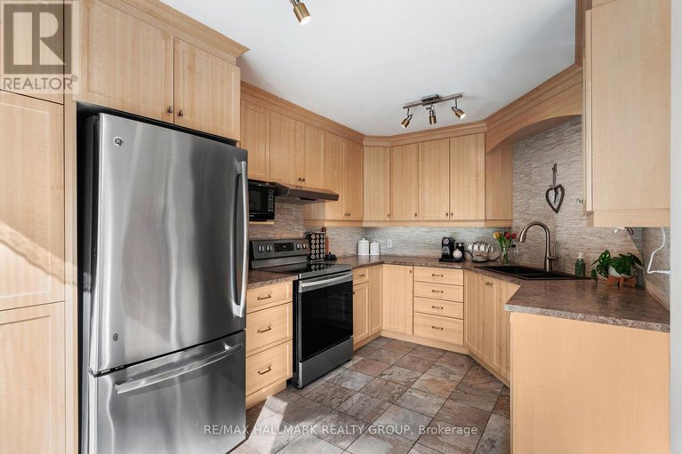 28799334/62-college-circle/castle-heights/ottawa/ontario/K1K4R8_13