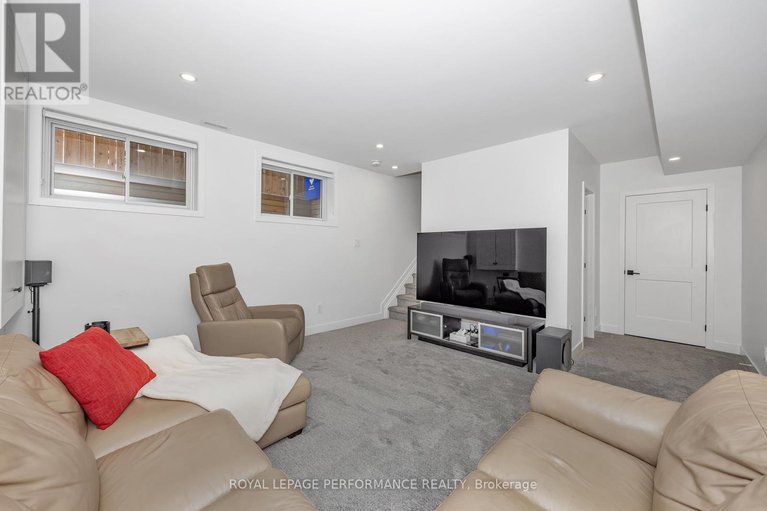 28718708/80-dagmar-avenue/vanier/ottawa/ontario/K1L5T4_32