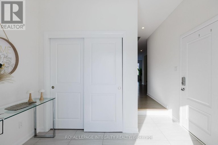 29273389/850-cappamore-drive/half-moon-bay/ottawa/ontario/K2C3H2_7